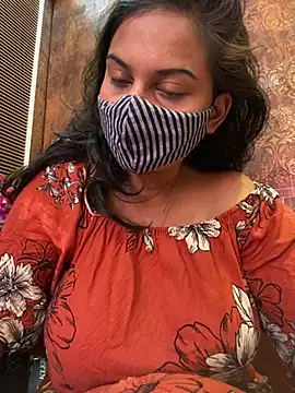Snapshot of HaaniKaur chatting on 3, 3, 2025 HaaniKaur online show from 3, 3, 2025