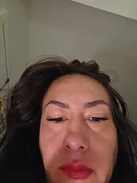 xLadyScarlettx online show from 13, 4, 2026