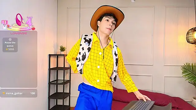 Snapshot of luandy chatting on 31, 10, 2025 luandy online show from 31, 10, 2025