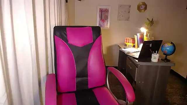 danielle rose 1 online show from 12, 3, 2026