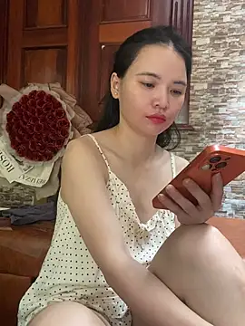 Snapshot of LiLi-Kirix99 chatting on 19, 7, 2026 LiLi-Kirix99 online show from 19, 7, 2026