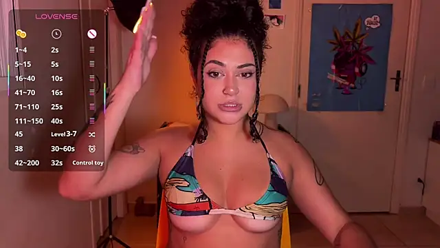 Snapshot of ann4montez_ chatting on 27, 4, 2026 ann4montez online show from 27, 4, 2026