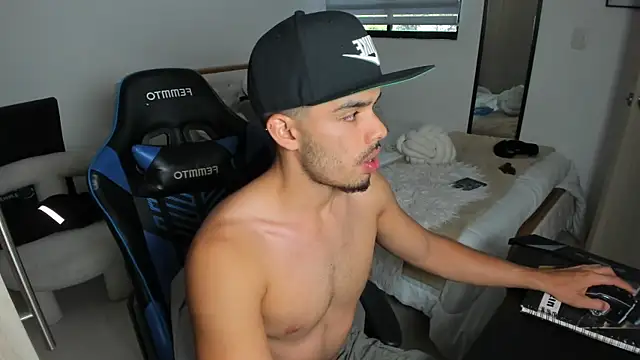 mateoleonee online show from 14, 10, 2025