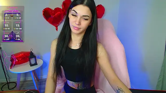 Hellen Moore online show from 13, 3, 2025