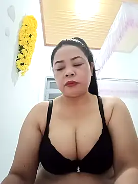 Sexy-bigtits2024 online show from 28, 12, 2024