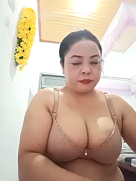 Sexy-bigtits2024 online show from 5, 1, 2025