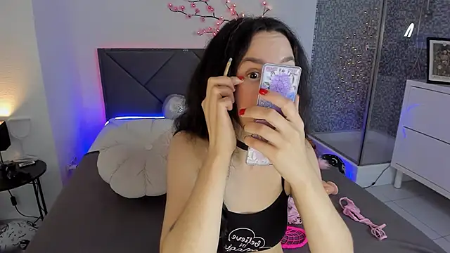 CassieEvans online show from 28, 11, 2025