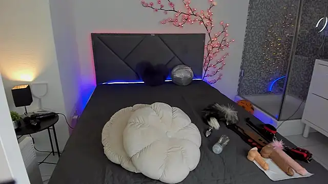 CassieEvans online show from 3, 12, 2025