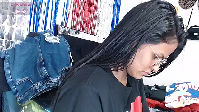 Snapshot of SweetAlmaa chatting on 16, 10, 2025 SweetAlmaa online show from 16, 10, 2025