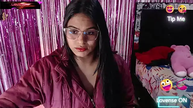 Snapshot of SweetAlmaa chatting on 18, 7, 2026 SweetAlmaa online show from 18, 7, 2026