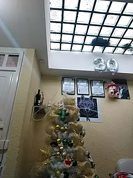 Snapshot of SweetAlmaa chatting on 24, 11, 2025 SweetAlmaa online show from 24, 11, 2025