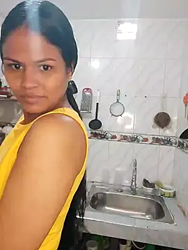 Snapshot of SweetAlmaa chatting on 19, 11, 2025 SweetAlmaa online show from 19, 11, 2025