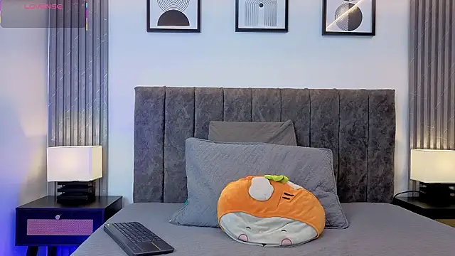 Ema Stone65 online show from 26, 2, 2026