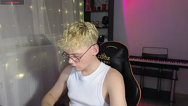 Keytaro online show from 22, 3, 2025