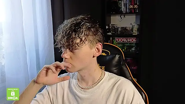 Keytaro online show from 15, 12, 2025