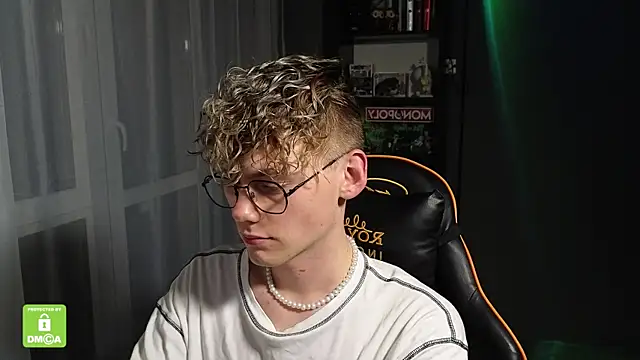 Keytaro online show from 11, 11, 2025