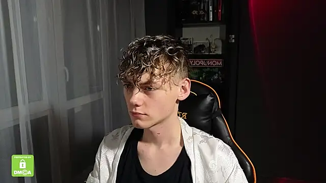 Keytaro online show from 10, 11, 2025