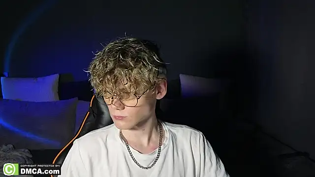 Keytaro online show from 12, 3, 2026