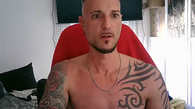 Snapshot of gabrielsaiyann chatting on 4, 11, 2025 gabrielsaiyann online show from 4, 11, 2025