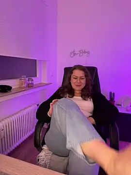 Snapshot of Fancy-Francy chatting on 23, 1, 2025 Fancy-Francy online show from 23, 1, 2025