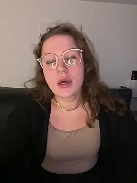 Snapshot of Fancy-Francy chatting on 15, 1, 2025 Fancy-Francy online show from 15, 1, 2025