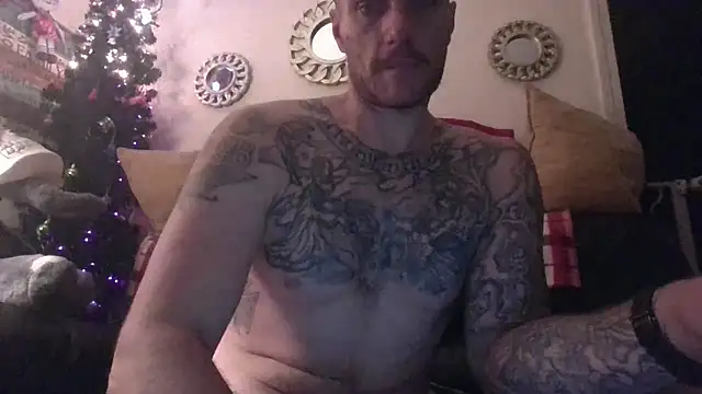 UnCuTupTheBuTT online show from 25, 10, 2025