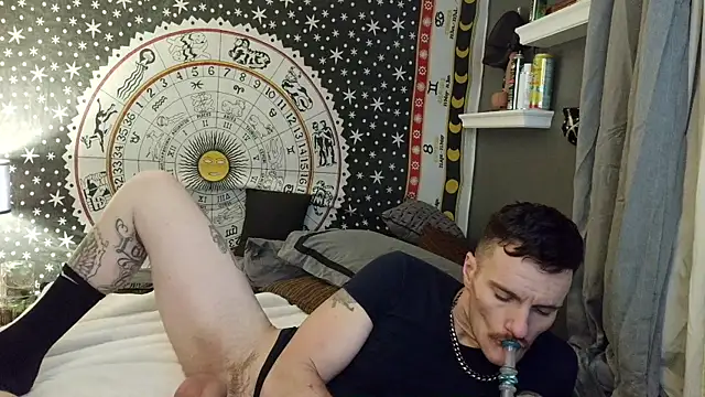 UnCuTupTheBuTT online show from 10, 2, 2026