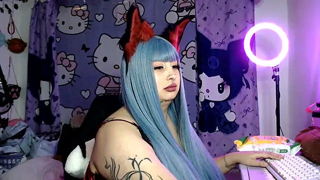 Snapshot of lussyevans24 chatting on 19, 7, 2026 lussyevans24 online show from 19, 7, 2026