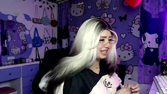 lussyevans24 online show from 25, 2, 2026