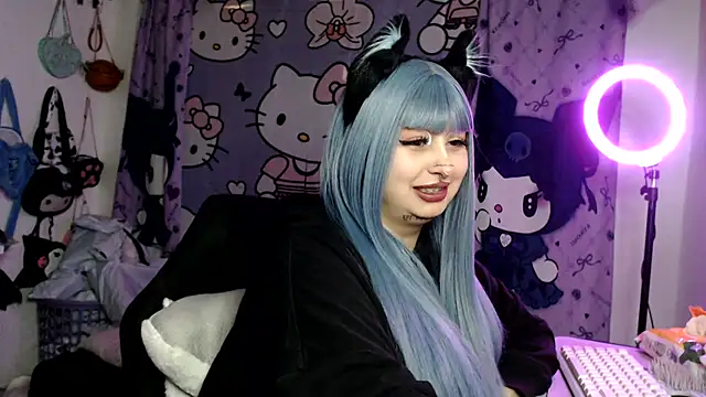 Snapshot of lussyevans24 chatting on 3, 7, 2026 lussyevans24 online show from 3, 7, 2026