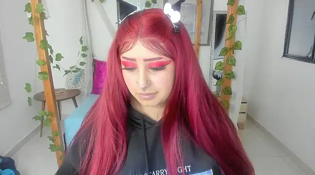 lussyevans24 online show from 26, 2, 2025