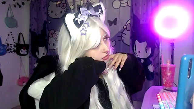 lussyevans24 online show from 8, 11, 2025