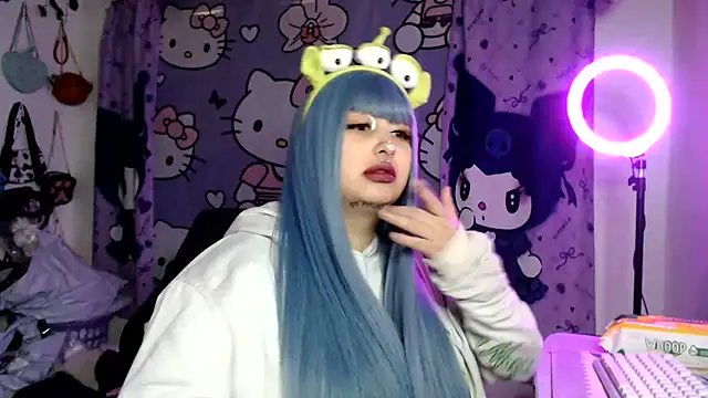 Snapshot of lussyevans24 chatting on 9, 7, 2026 lussyevans24 online show from 9, 7, 2026