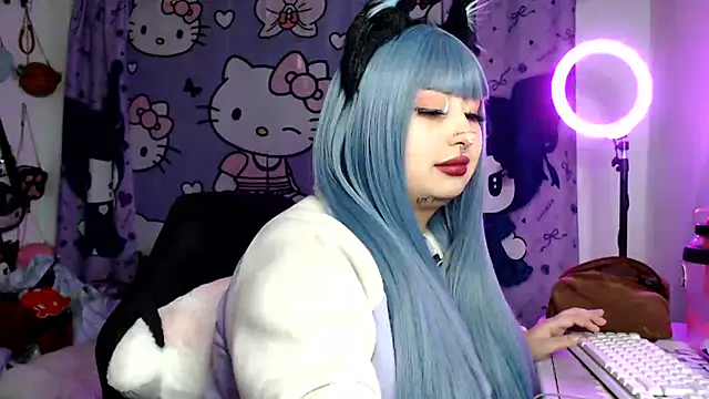 Snapshot of lussyevans24 chatting on 21, 7, 2026 lussyevans24 online show from 21, 7, 2026