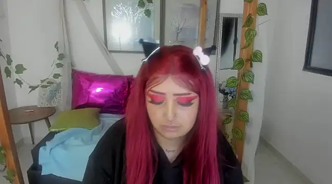 lussyevans24 online show from 26, 2, 2025