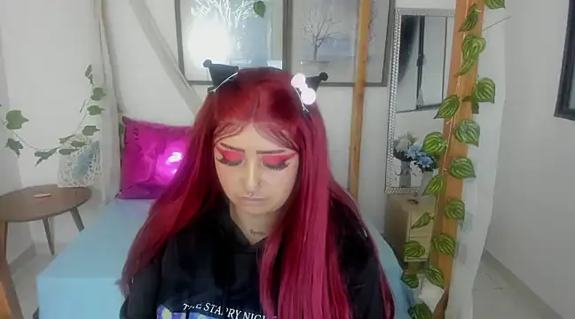 lussyevans24 online show from 26, 2, 2025
