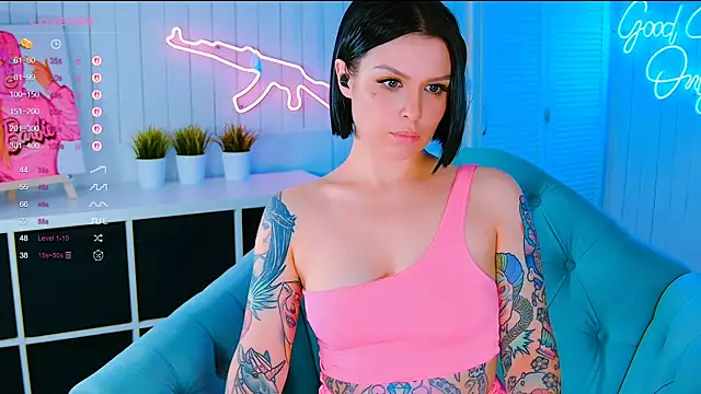Snapshot of My_toys_pink chatting on 19, 10, 2025 My toys pink online show from 19, 10, 2025