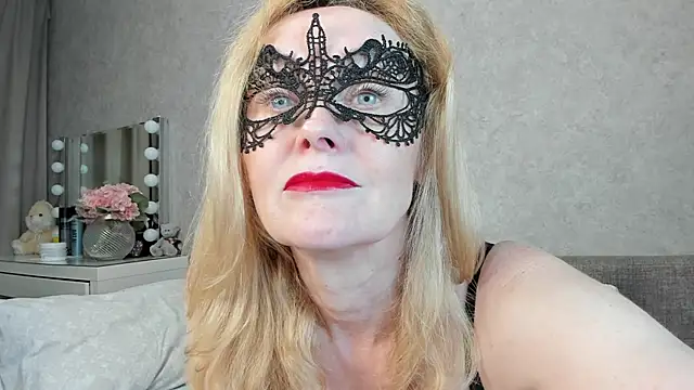 Snapshot of angelica_marquise chatting on 19, 5, 2026 angelica marquise online show from 19, 5, 2026