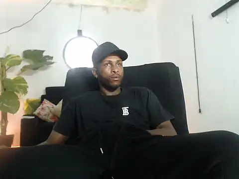 Snapshot of Ostinsanto chatting on 25, 2, 2026 Ostinsanto online show from 25, 2, 2026