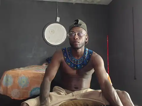 Snapshot of Ostinsanto chatting on 29, 11, 2025 Ostinsanto online show from 29, 11, 2025