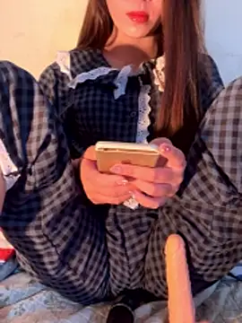 Snapshot of PussyWet_ chatting on 4, 12, 2025 PussyWet online show from 4, 12, 2025