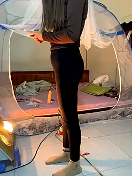 PussyWet  online show from 5, 11, 2025