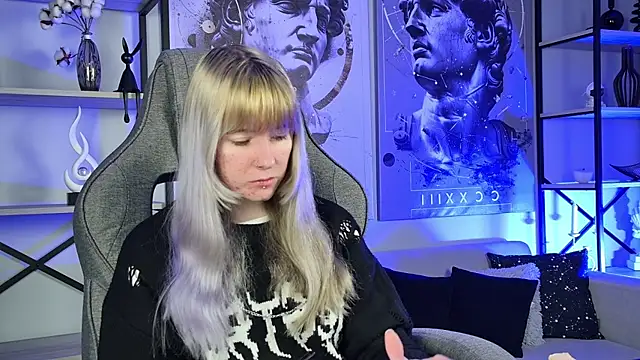 Snapshot of LexiWenford chatting on 27, 5, 2026 LexiWenford online show from 27, 5, 2026