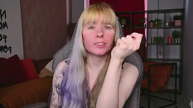 Snapshot of LexiWenford chatting on 1, 6, 2026 LexiWenford online show from 1, 6, 2026