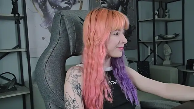 LexiWenford online show from 23, 7, 2026