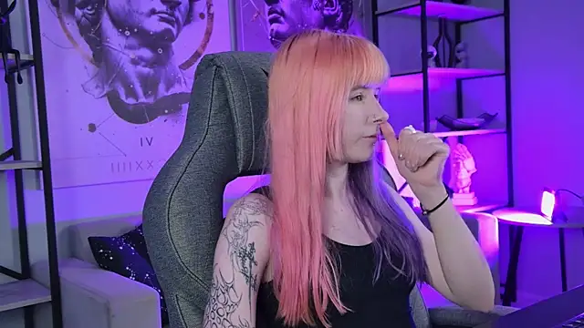 LexiWenford online show from 22, 7, 2026