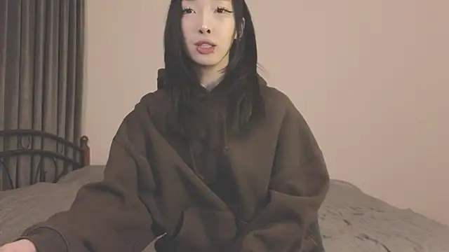 fairy di online show from 5, 10, 2025