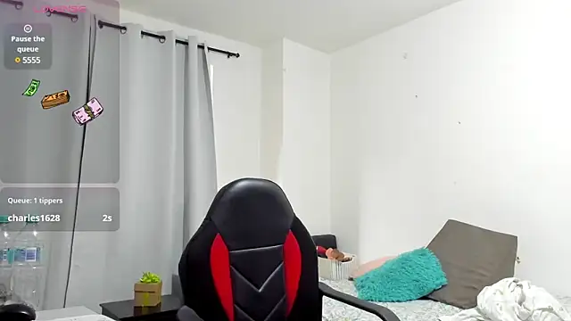 Snapshot of Sanddi_milff chatting on 18, 3, 2025 Sanddi milff online show from 18, 3, 2025