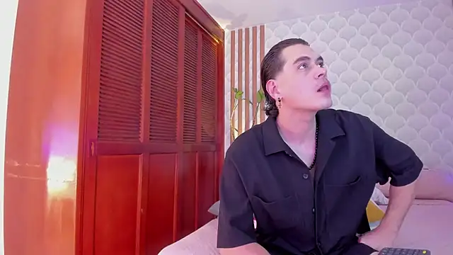 Snapshot of PamelaReall chatting on 26, 9, 2025 PamelaReall online show from 26, 9, 2025