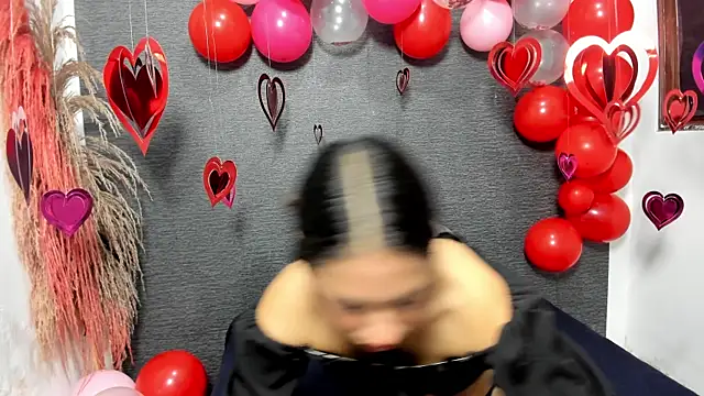 Snapshot of monse_02 chatting on 17, 2, 2025 monse 02 online show from 17, 2, 2025